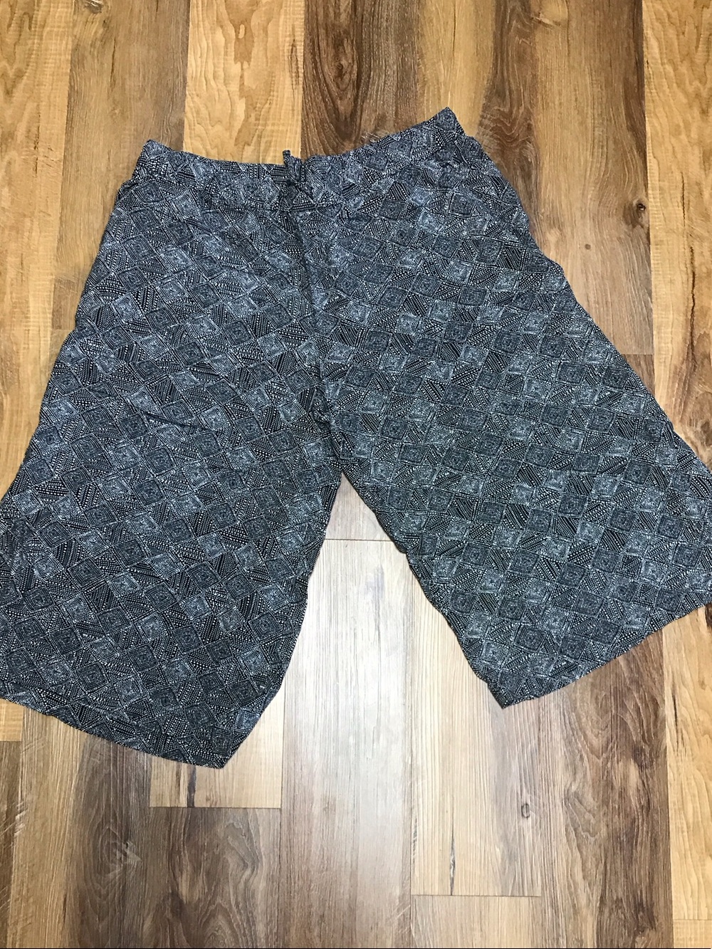 (3) for 1 Price-Large Palooza Style Pants~Capri and (2) Full Length Pants
